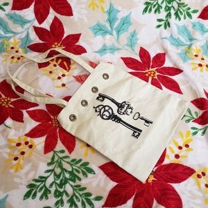 Key canvas tote